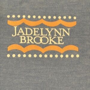 JADELYNN BROOKE Blue V-Neck T-Shirt Short Sleeve Women’s Size XL
